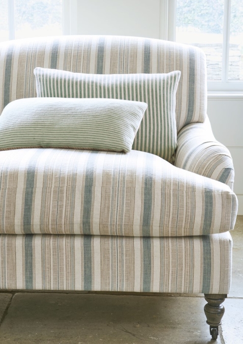Porth Stripe Meterware von Colefax and Fowler, Aqua